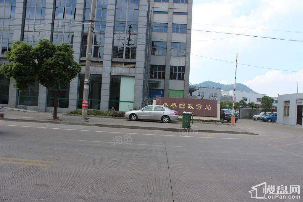 融创溪山宸院配套图