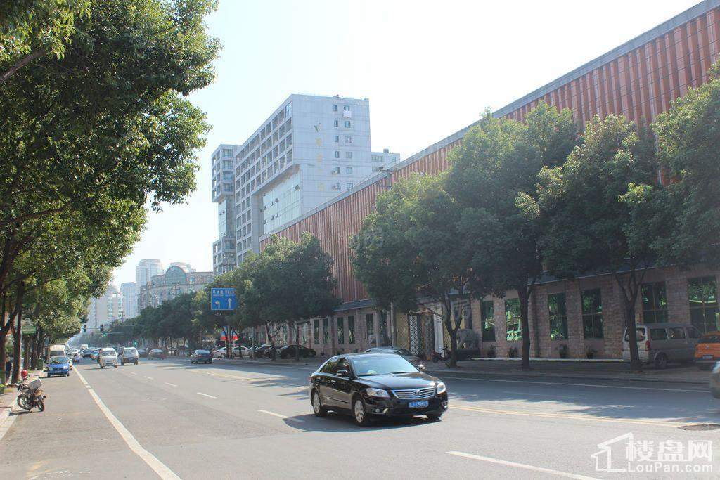 融创溪山宸院配套图