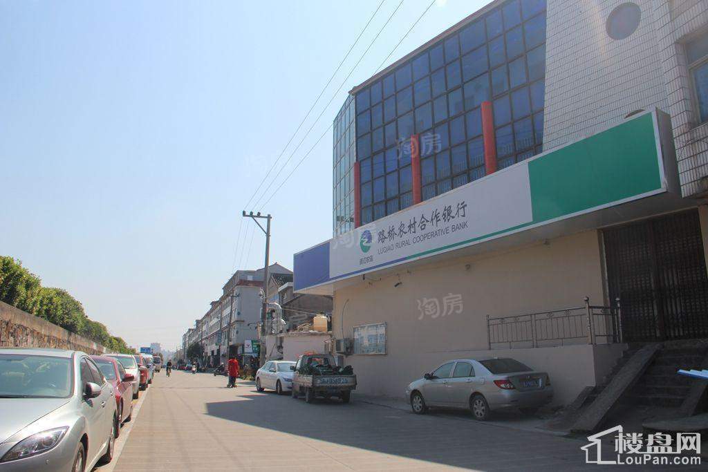 融创溪山宸院配套图