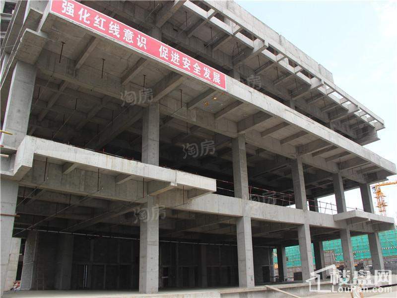 汇丰大厦实景图
