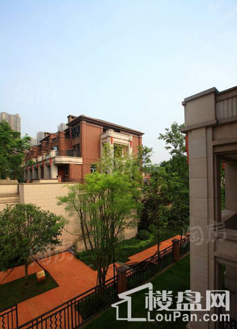 重庆中海峰墅实景图