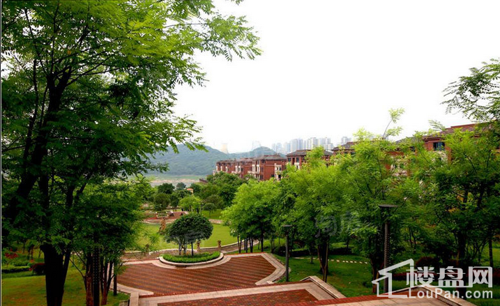 重庆中海峰墅实景图