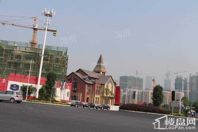中房翡翠湾实景图