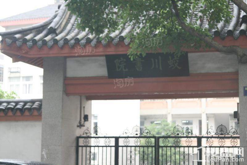鼓楼广场配套图
