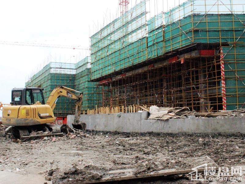 世贸日湖中心实景图