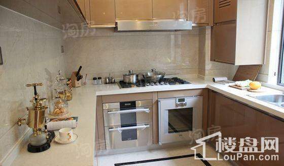 世茂滨江府样板间