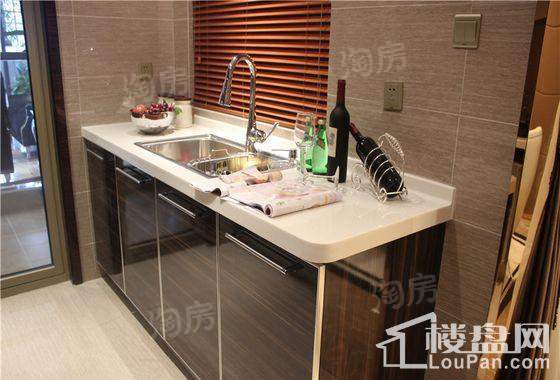 世茂滨江府样板间