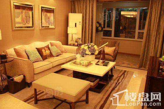 雅戈尔都市南山样板间