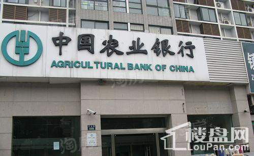 世贸公馆配套图