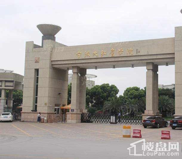 学苑名府配套图