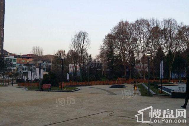 中国普天·中央国际实景图