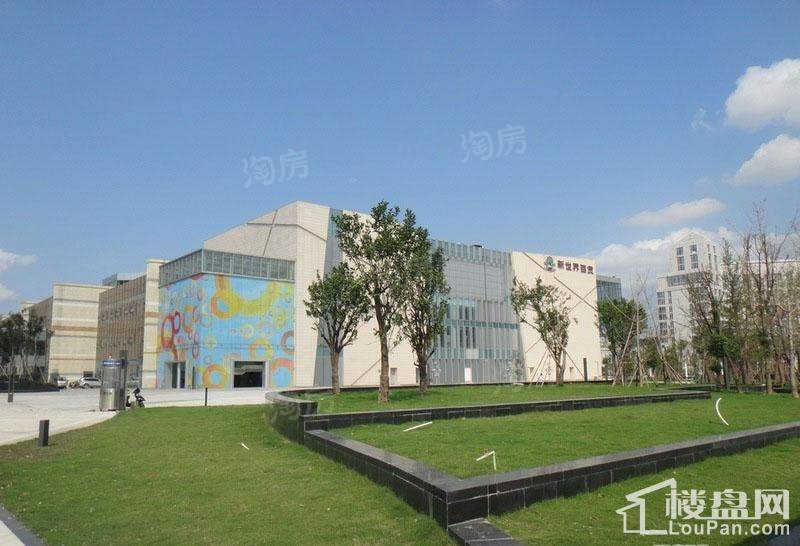 富邦世纪商业广场实景图