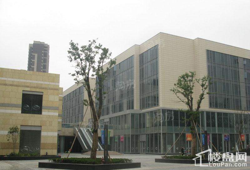 富邦世纪商业广场实景图