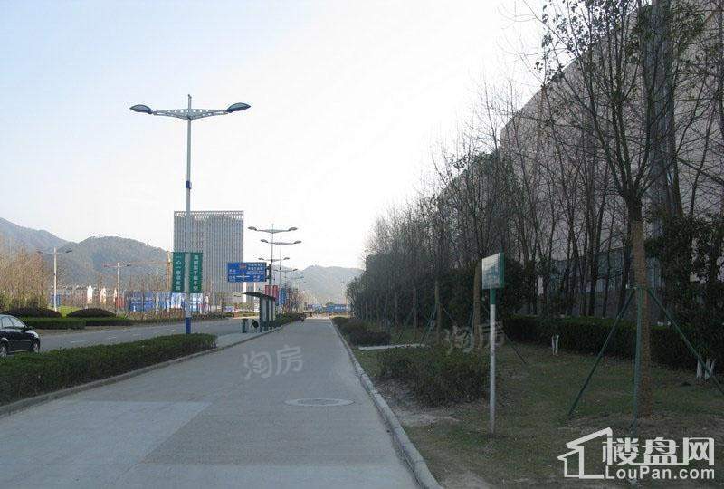 富邦世纪商业广场实景图