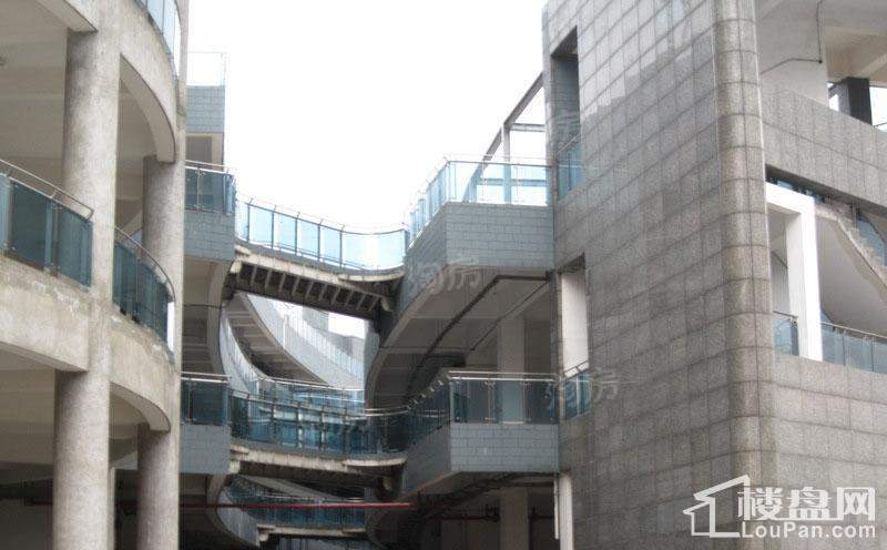 富邦世纪商业广场实景图