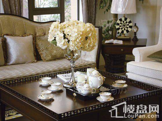华通金色荣湾样板间
