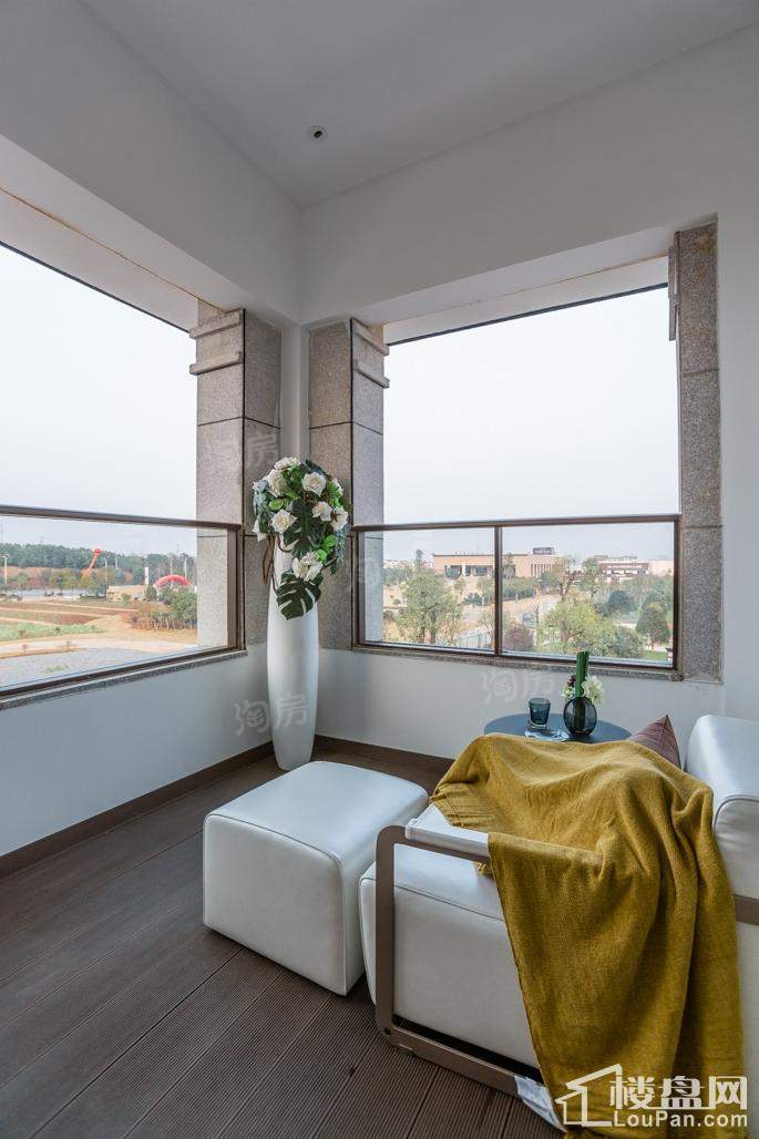 缤虹星城样板间