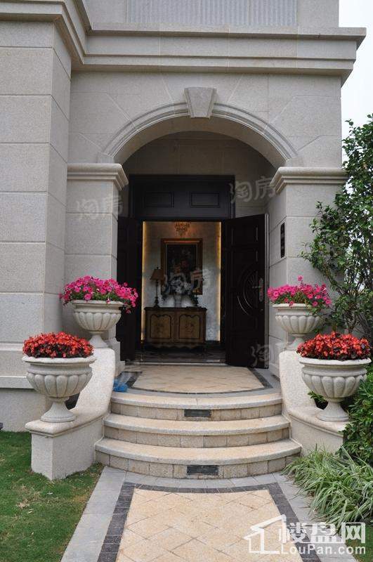 保集湖海塘庄园样板间