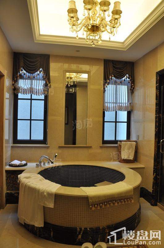 保集湖海塘庄园样板间