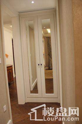 欧美金融城样板间