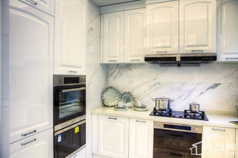 晟通牡丹舸样板间