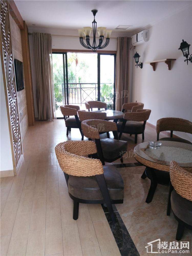 半岛阳光样板间