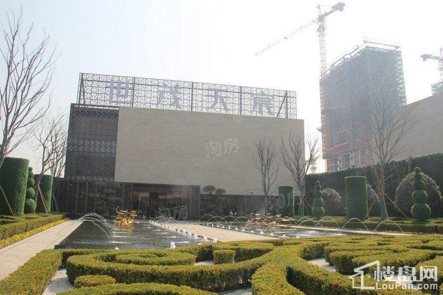世茂天宸实景图
