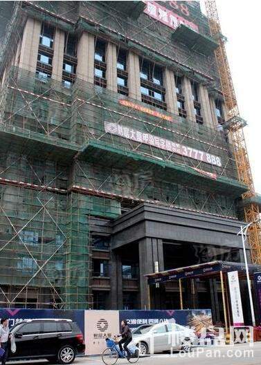 财富大厦实景图