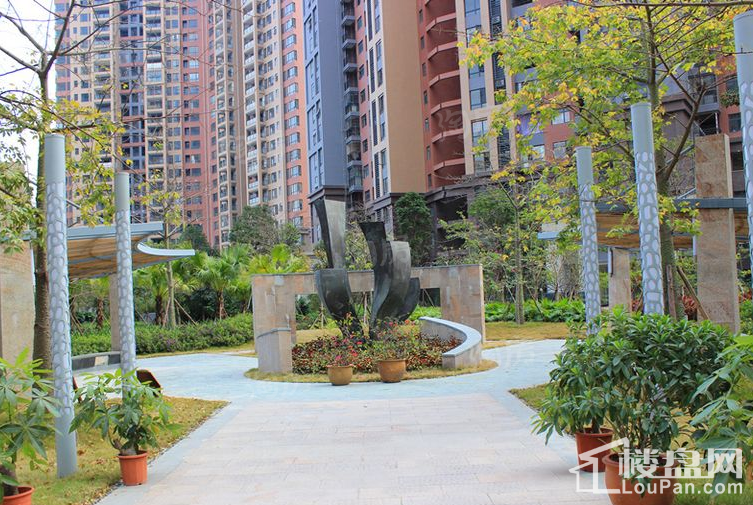 深业金榜山实景图