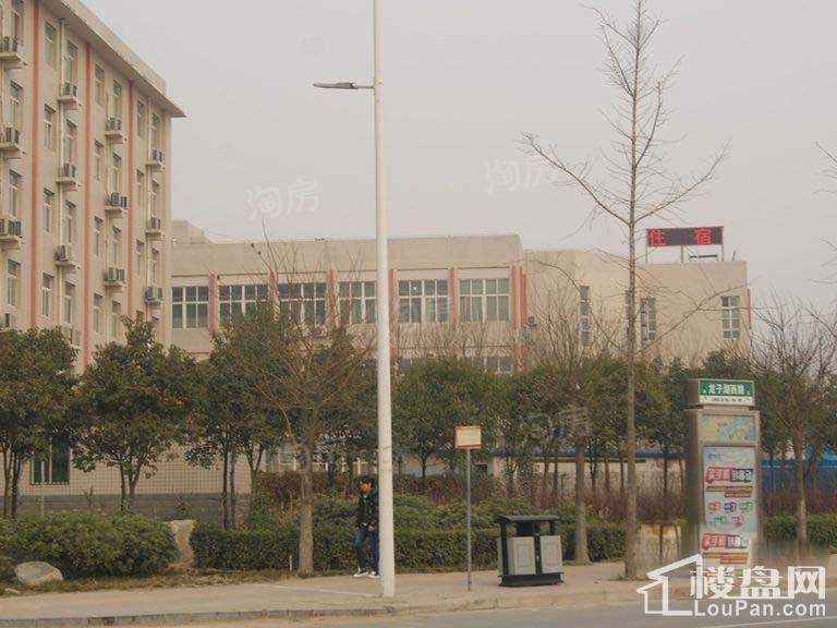 周边配套图