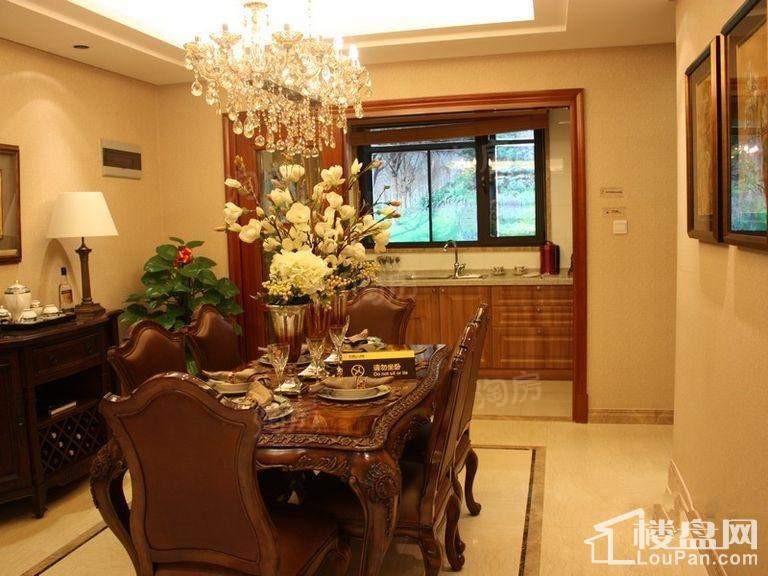 曲江观山悦样板间