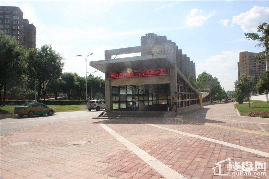 中国铁建·万科翡翠国际配套图