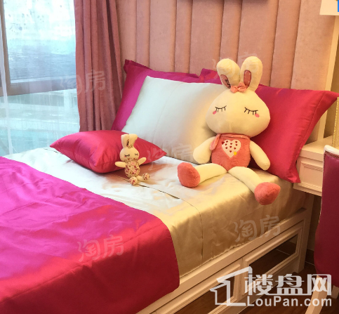 源东云锦样板间