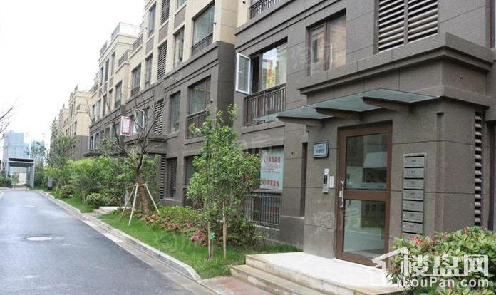 朗诗未来街区实景图