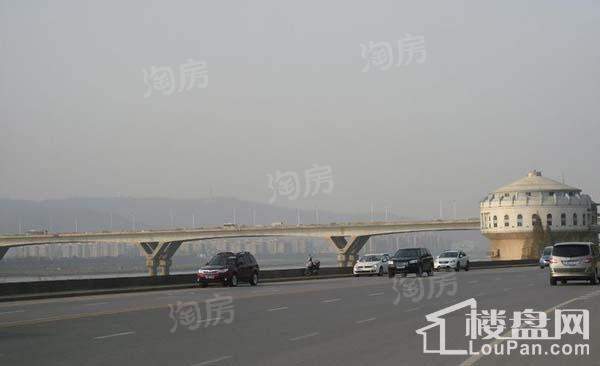 万科紫台配套图