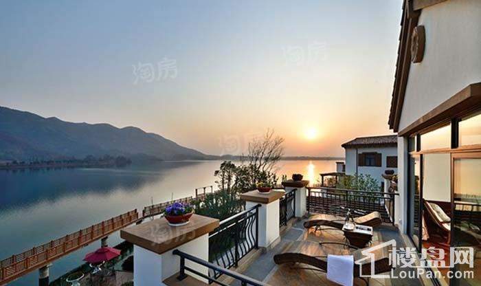 山湖鹭岛实景图