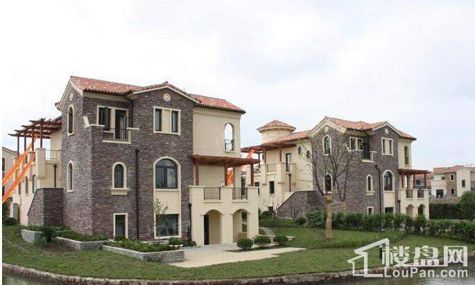 堤亚纳昱墅实景图