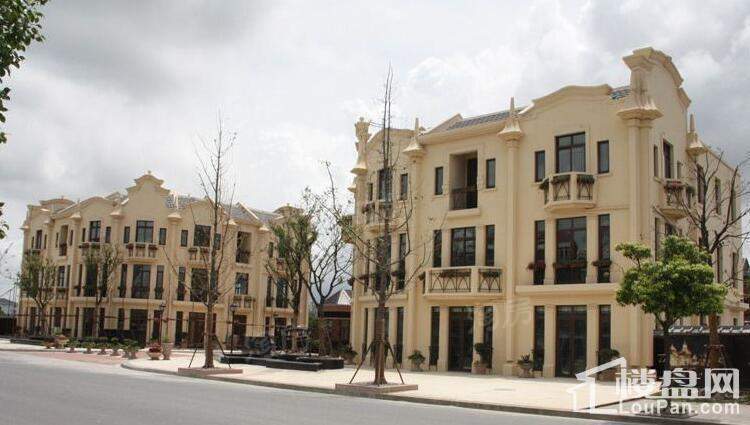 同润青年汇实景图