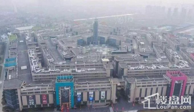 上海进口商品展示贸易中心二期实景图