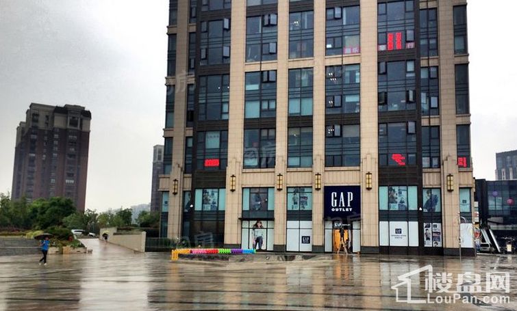 中国铁建青秀卓庭配套图