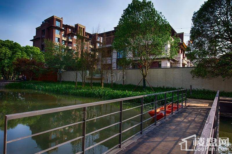 保利中航城实景图