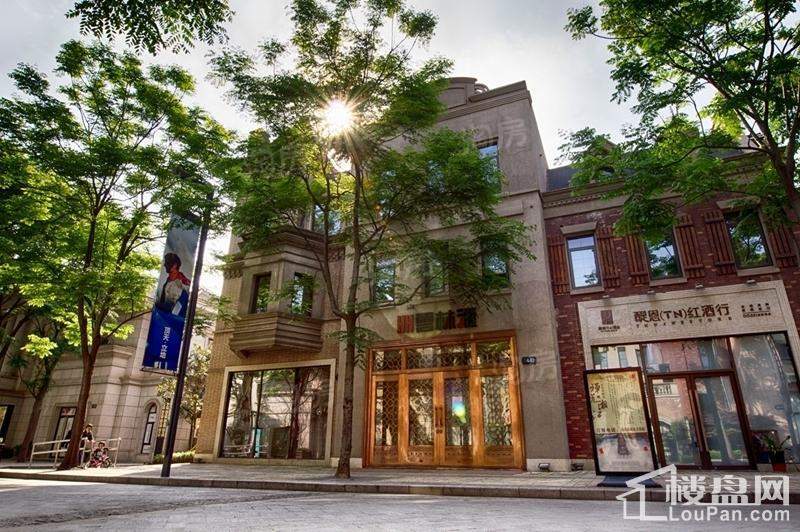 保利中航城实景图