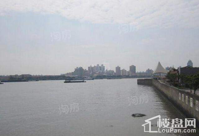 东外滩1号配套图