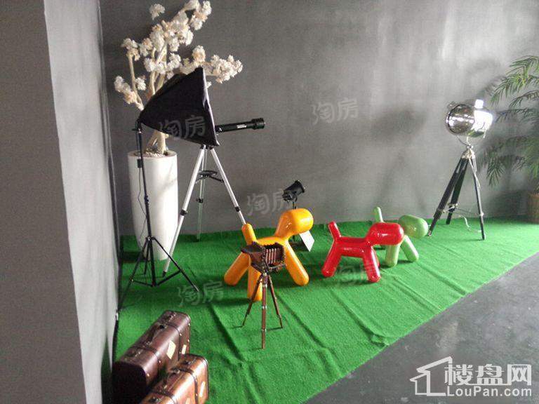 万科魅力之城实景图