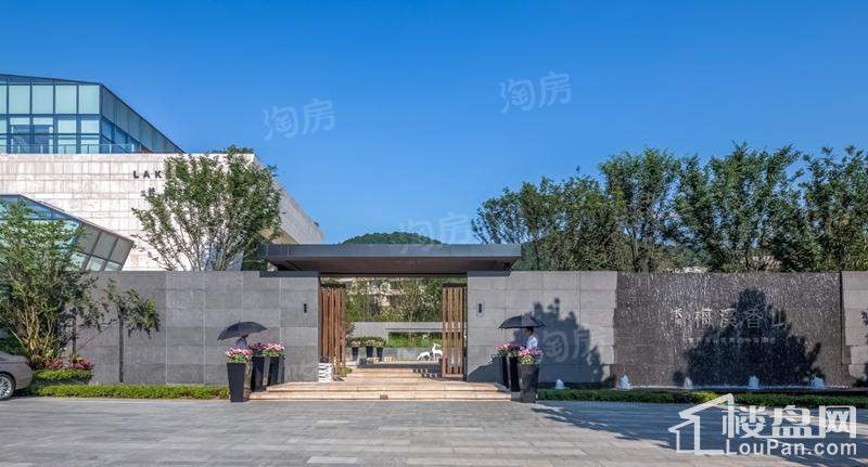 长房梅溪香山实景图