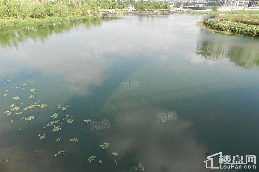 柏宁地王广场配套图