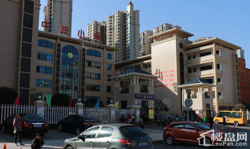 润和滨江府配套图