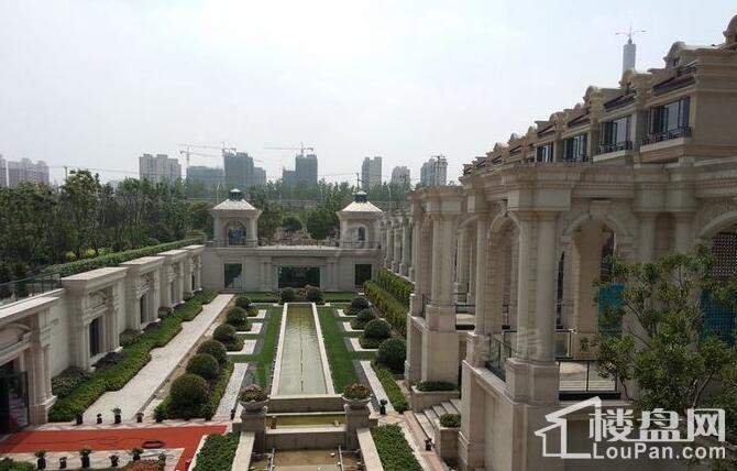 湖畔天下别墅实景图