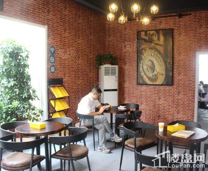 金隅南七里实景图