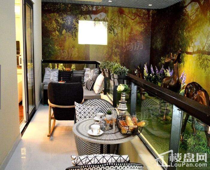 保利罗兰春天样板间